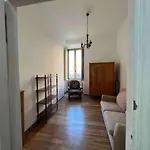 Maison Leone IV 22